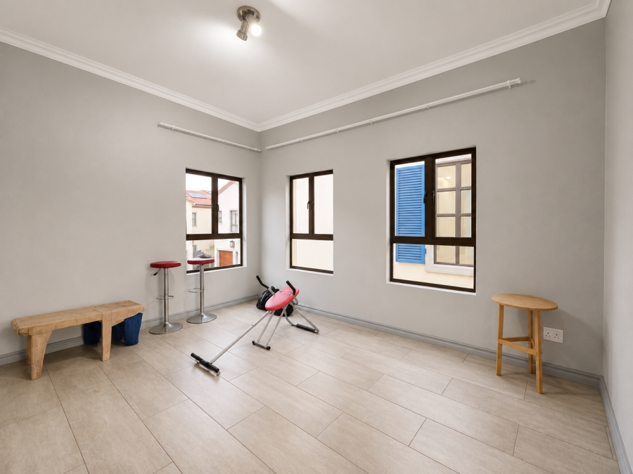 To Let 4 Bedroom Property for Rent in Estate D Afrique North West